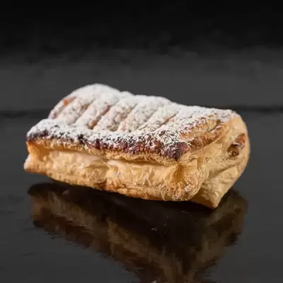STRUDEL MELA